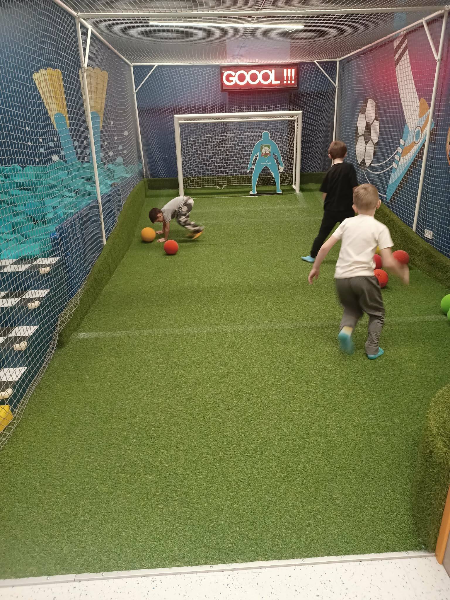 Wycieczka grupy Kangurki do SMART KIDS PLANET